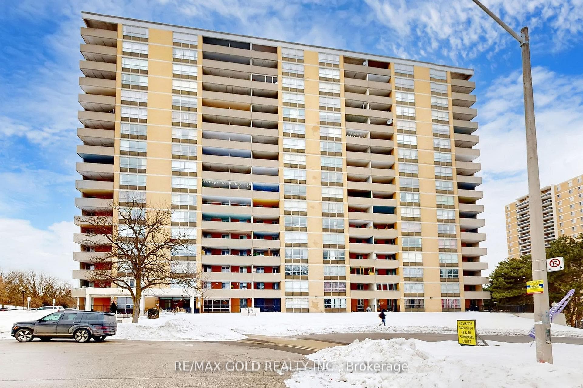 40 Panorama Court Unit 711, Etobicoke (West Mall / Rexdale), ON M9V 4M1 - Photo 1