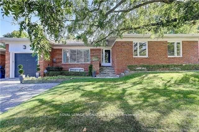 195 York Mills Road, Toronto C12