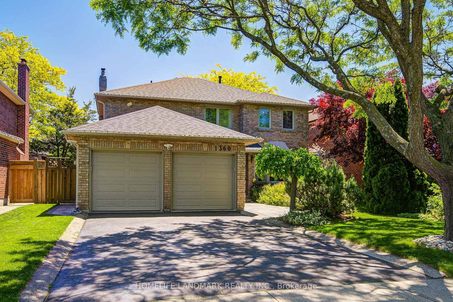 1360 Old English Lane, Oakville, ON L6M 2P8 - Photo 1