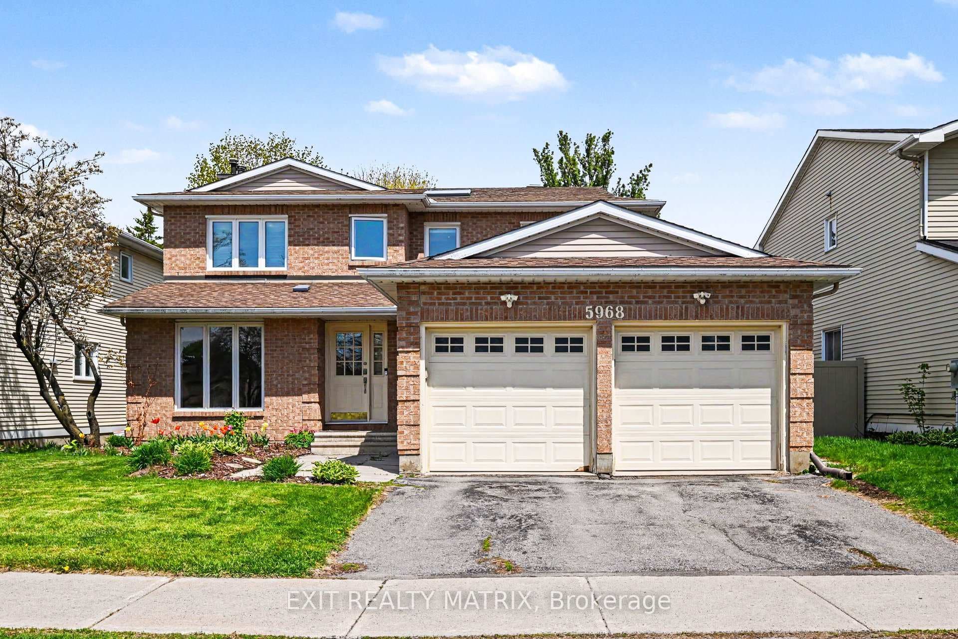 5968 Meadowglen Drive, Orleans - Convent Glen and Area