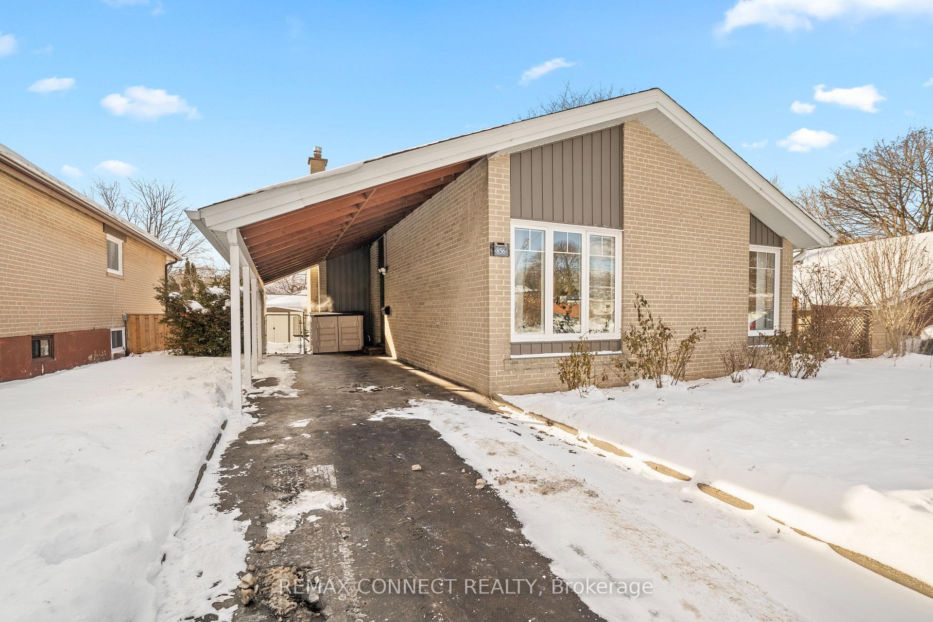 856 Chapleau Drive, Pickering, ON L1W 1P4 - Photo 1