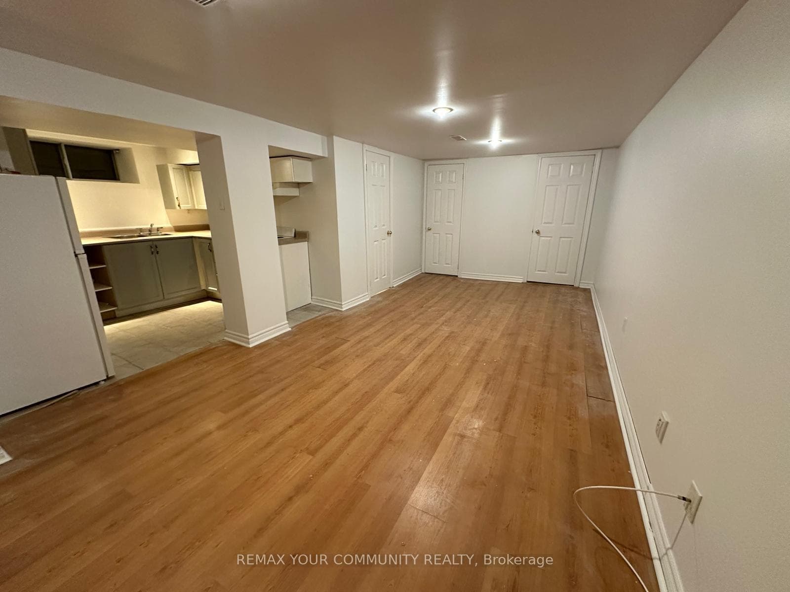 90 Binswood Avenue Unit Lower Level, Danforth / East York, ON M4C 3N9 - Photo 1