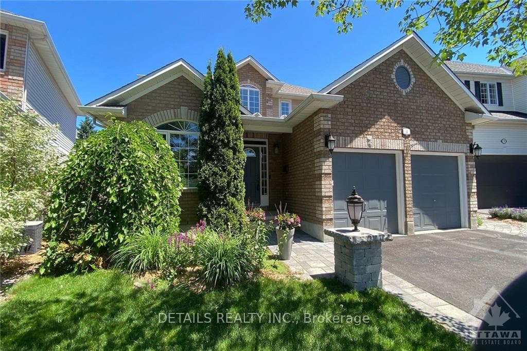 4 PELEE Street, Kanata, ON K2M 2R4 - Photo 1