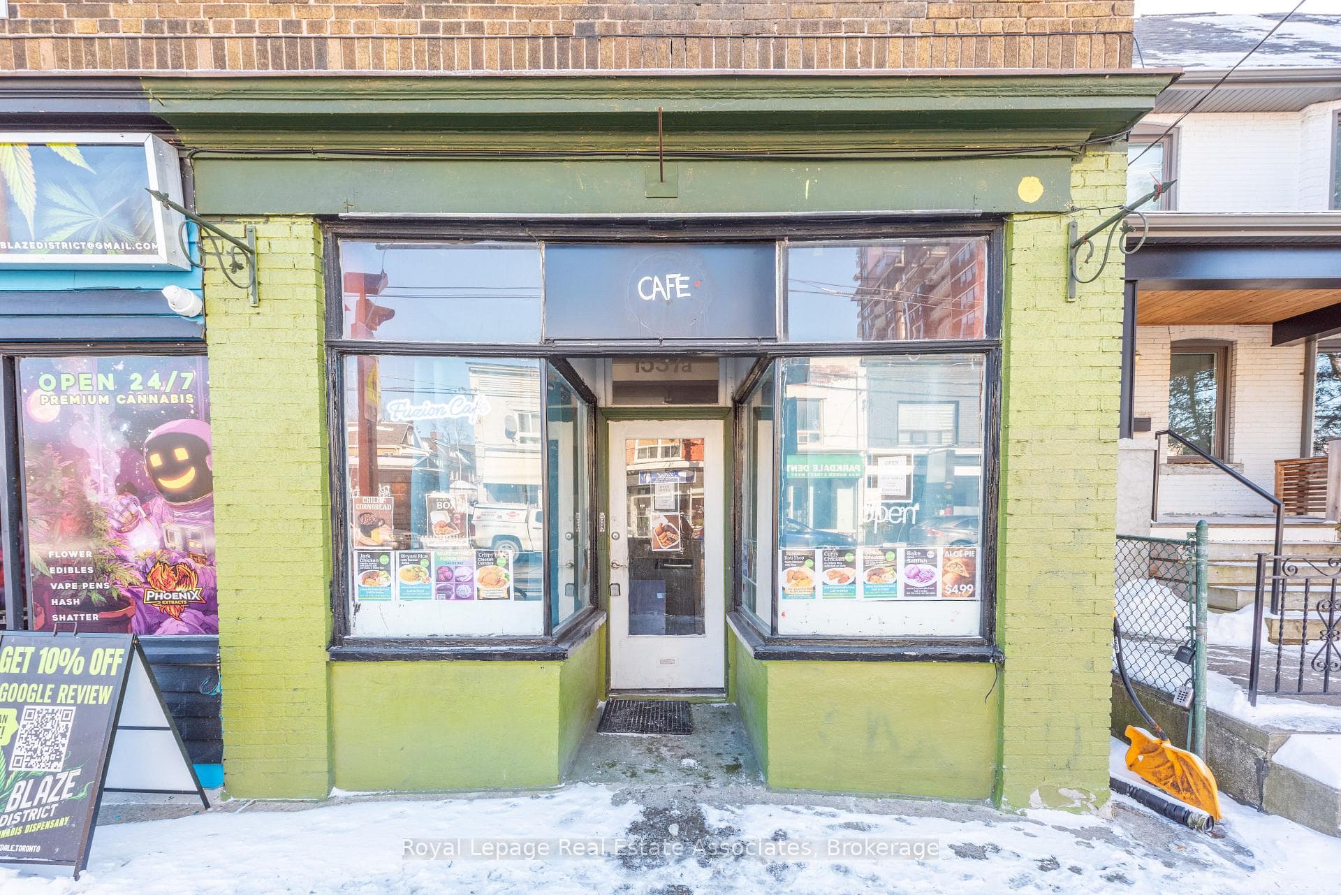 1537 Queen Street, High Park / Junction / Roncesvalles, ON M6R 1A7 - Photo 1