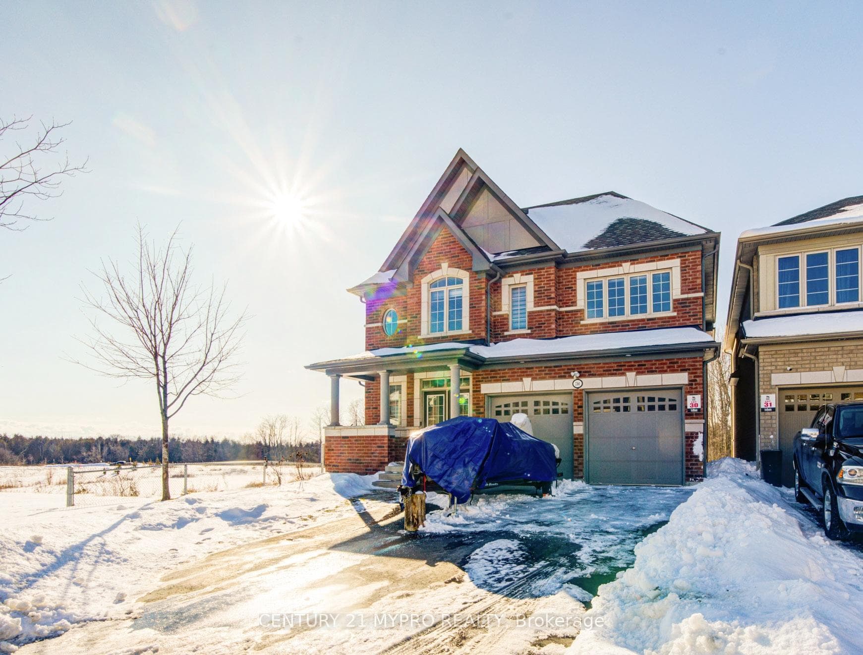 2360 Dress Circle Crescent, Oshawa, ON L1L 0L8 - Photo 1