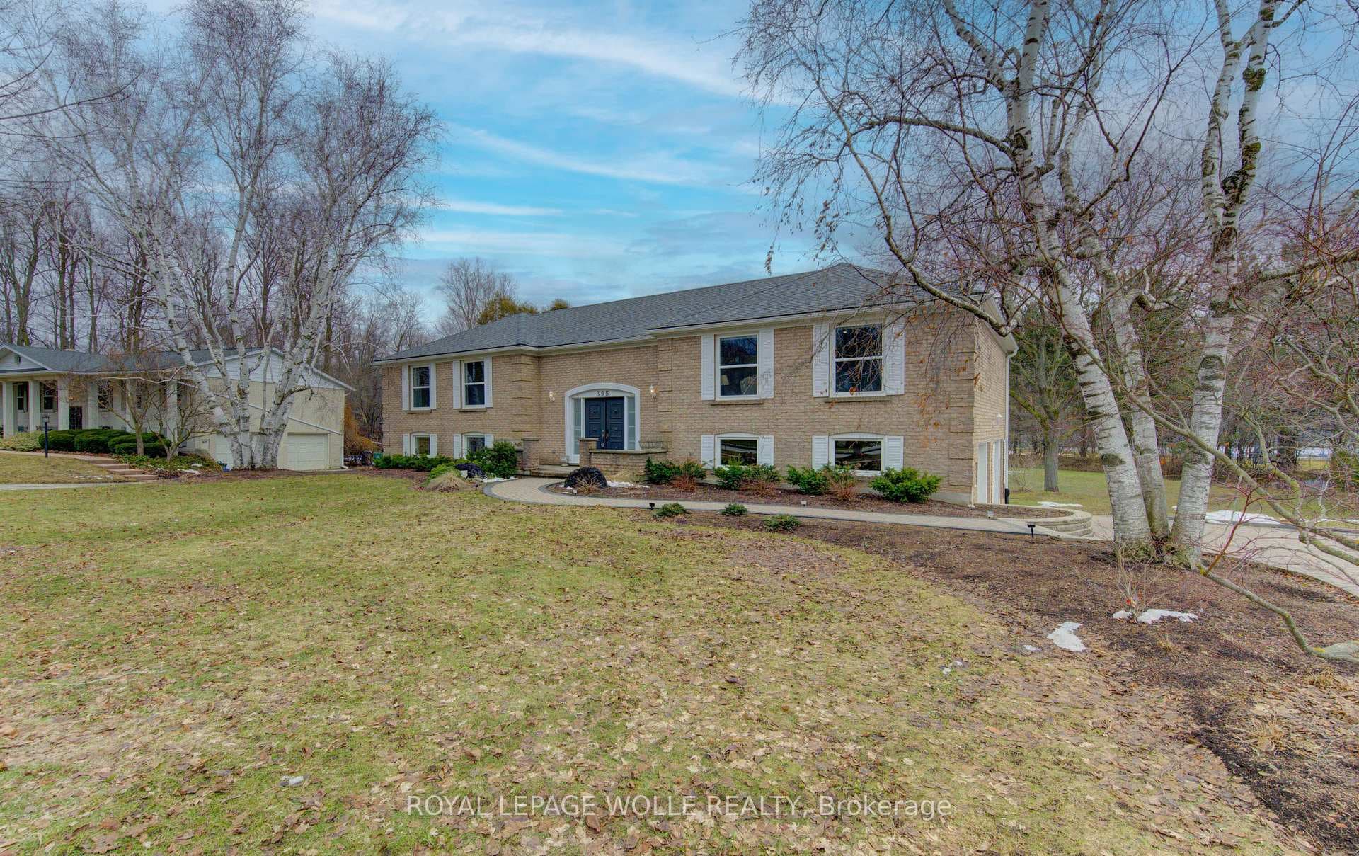 395 Warrington Drive, Waterloo, ON N2L 2P7 - Photo 1