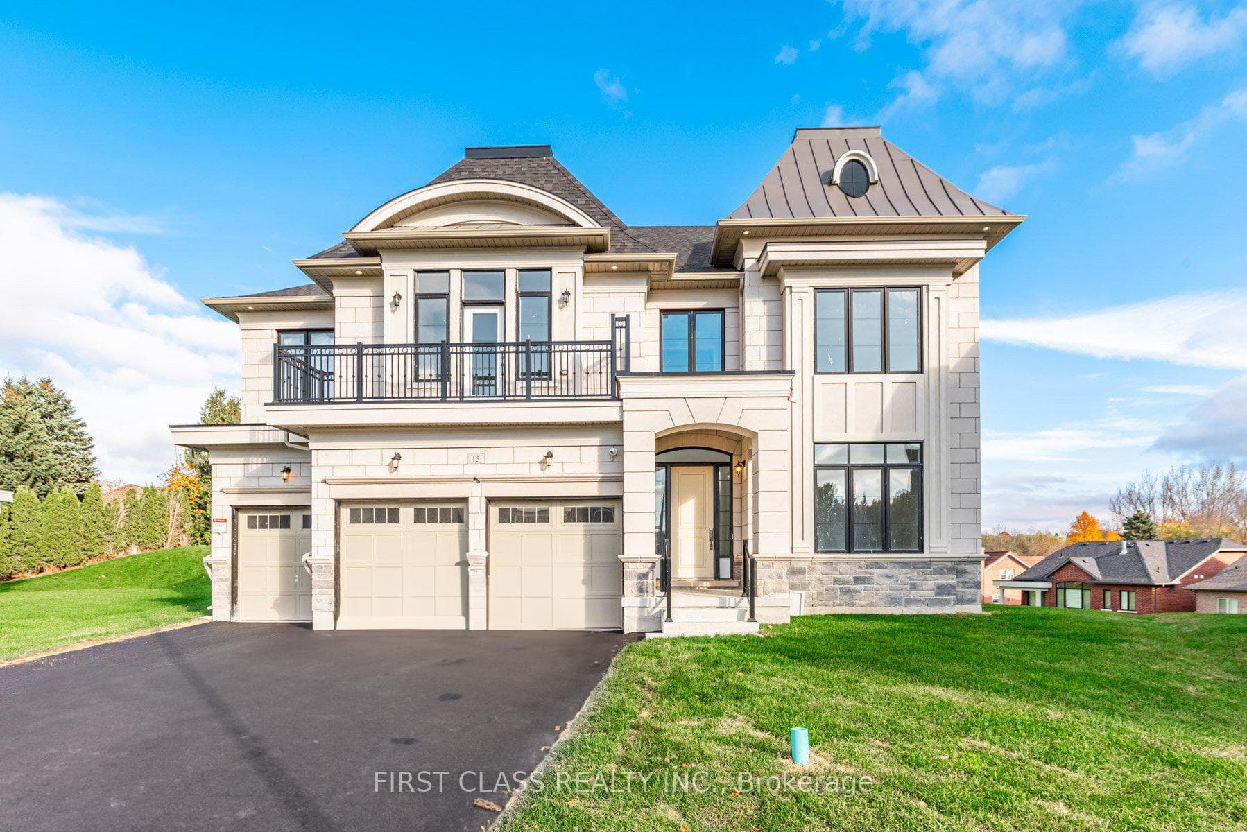 15 Kenneth Campbell Court, Aurora, ON L4G 5Z4 - Photo 1