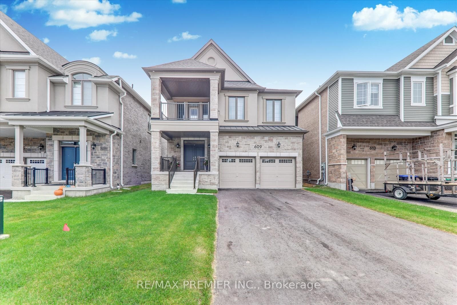 609 Mika Street, Innisfil, ON L9S 0S2 - Photo 1