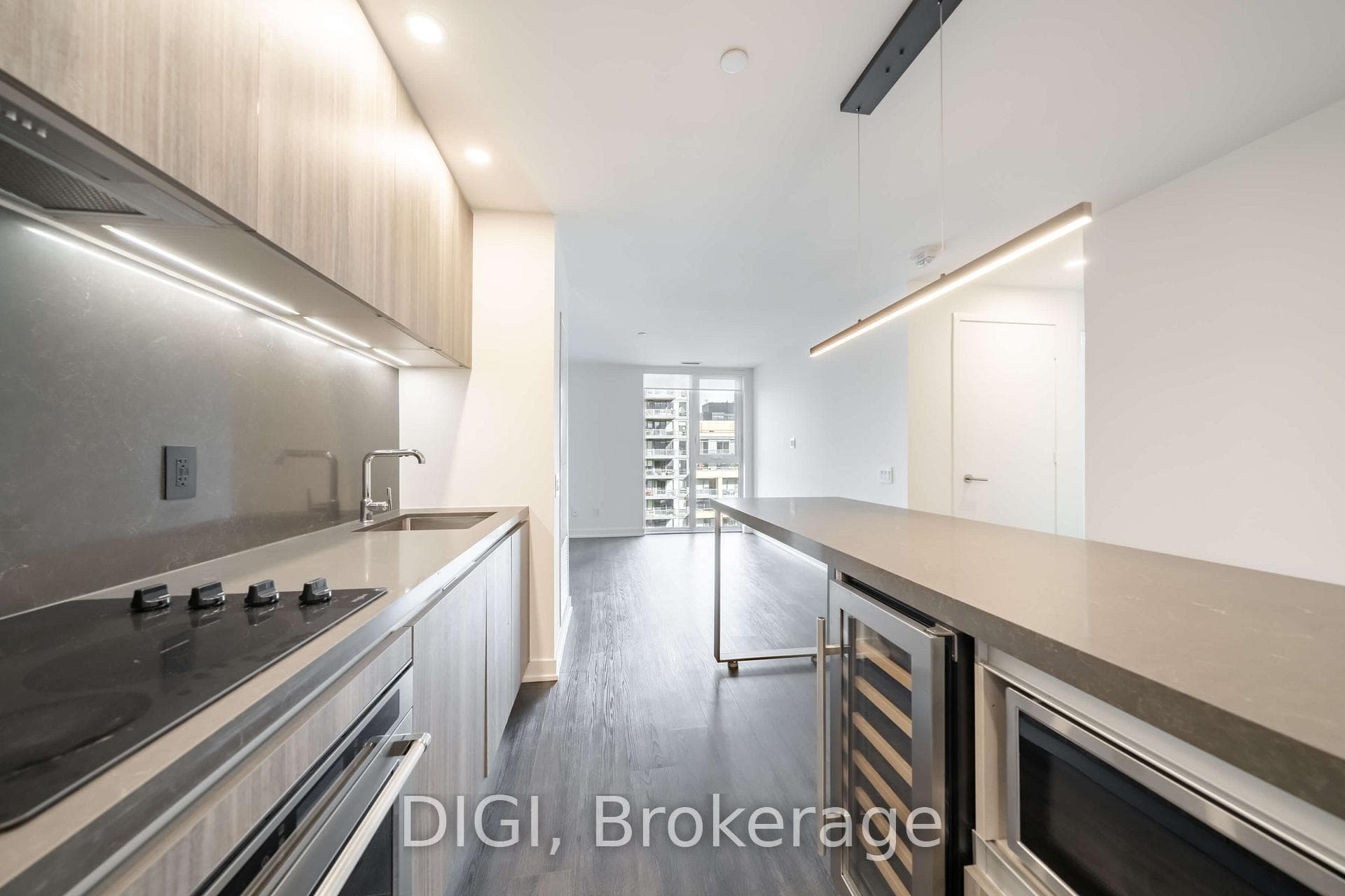 57 Spadina Avenue Unit 509, Downtown Toronto / Waterfront, ON M5V 0T9 - Photo 1