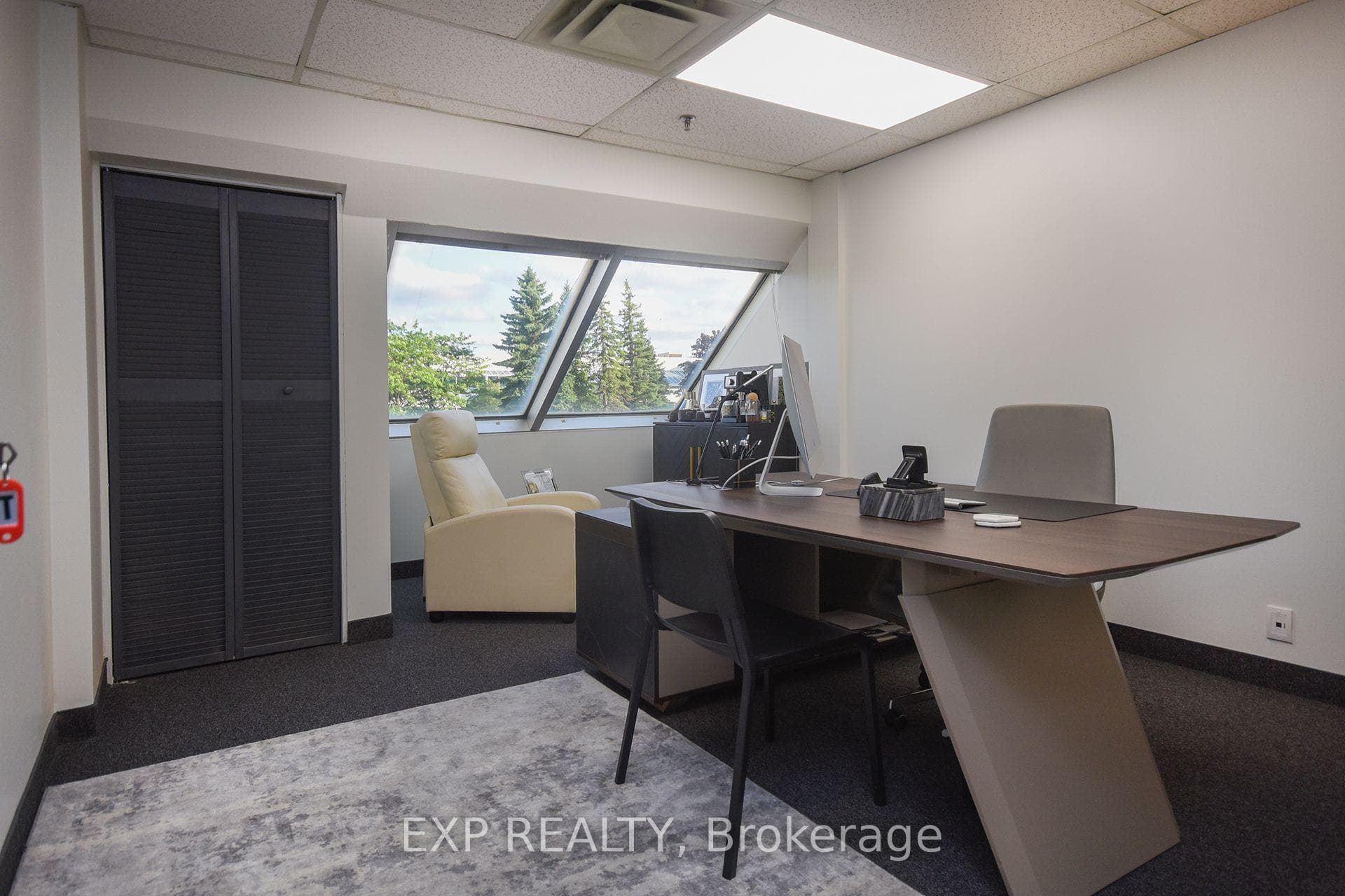 60 Granton Drive Unit 101 Office T, Richmond Hill, ON L4B 2N6 - Photo 1