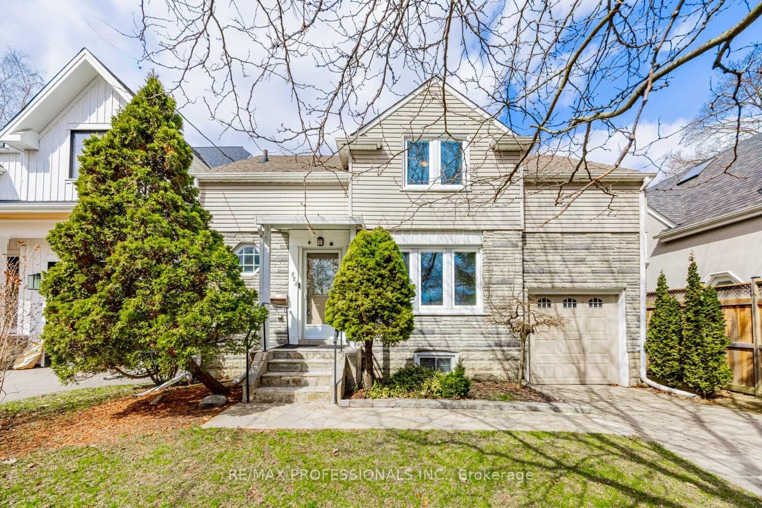 228 The Kingsway N/A, Etobicoke (Islington / Rexdale), ON M9A 3T5 - Photo 1