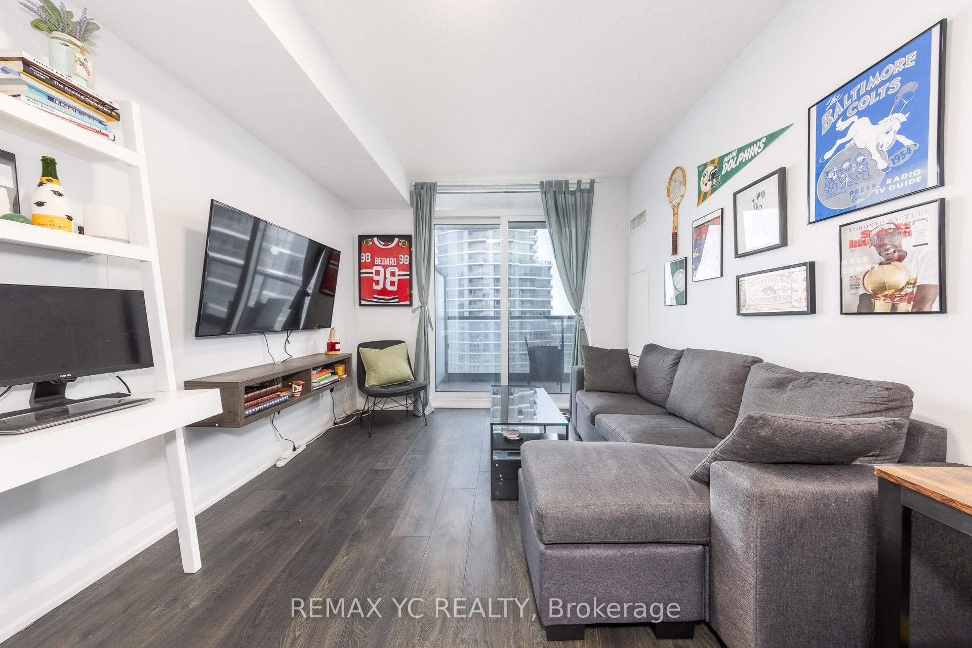 30 Gibbs Road Unit 2604, Etobicoke (Islington / Rexdale), ON M9B 0E4 - Photo 1