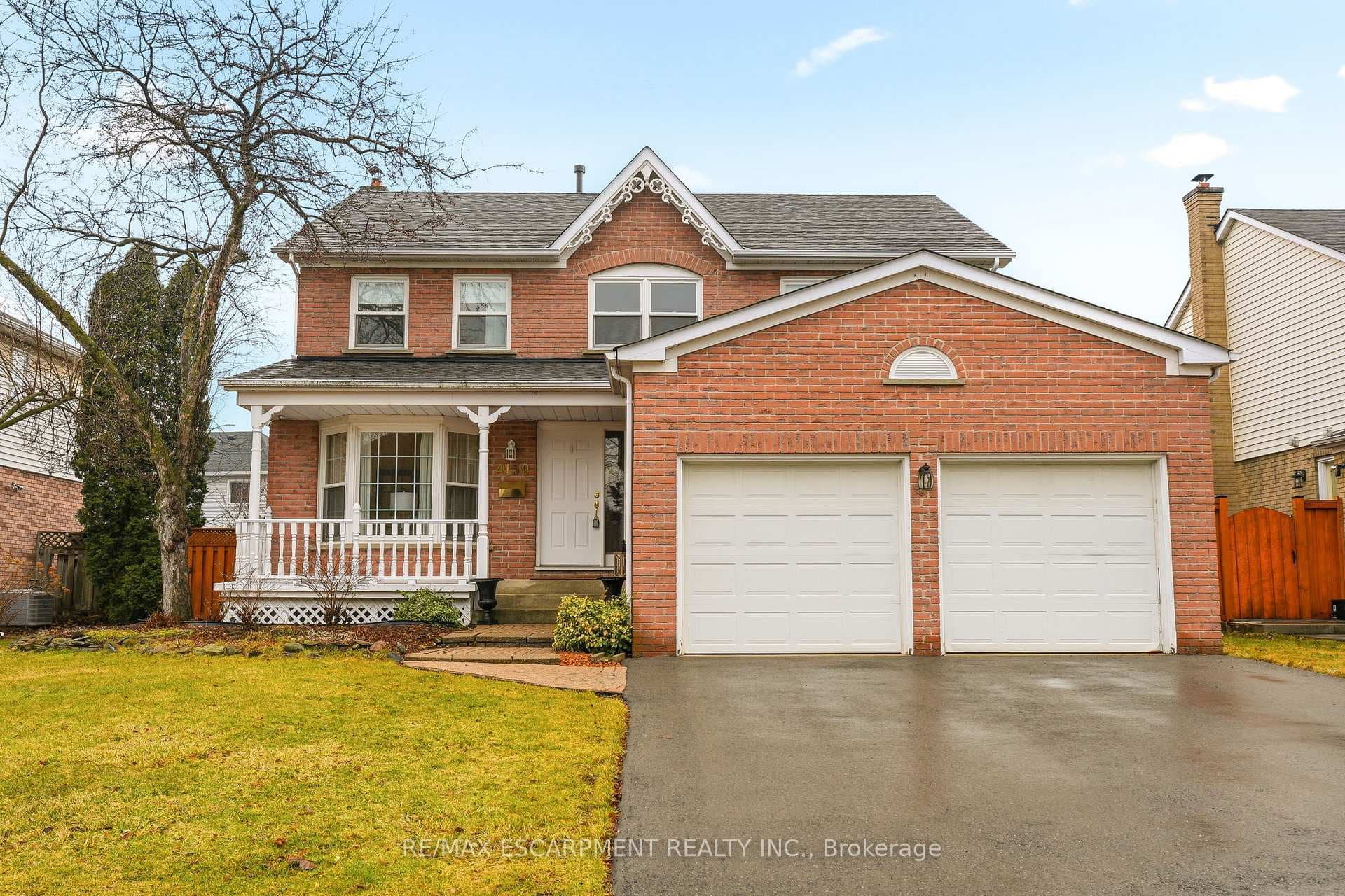 4150 Millcroft Park Drive, Burlington, ON L7M 3V1 - Photo 1