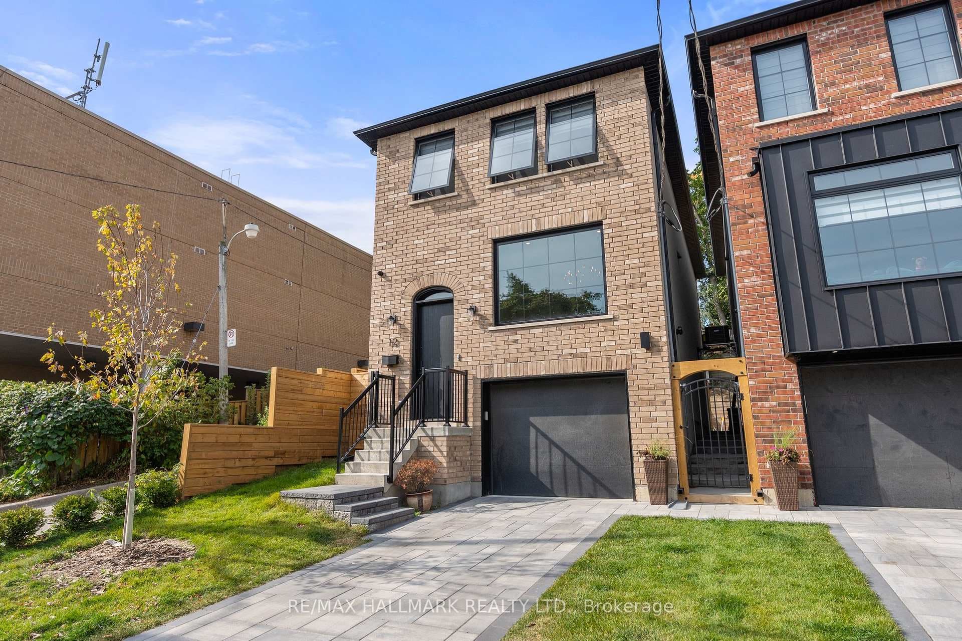 12 Glenside Avenue, Riverdale / Leslieville, ON M4L 2T5 - Photo 1