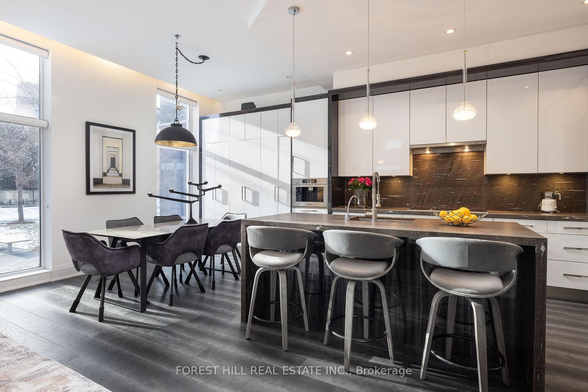 1074 Bay Street, Downtown Toronto / Waterfront, ON M5S 0A3 - Photo 1