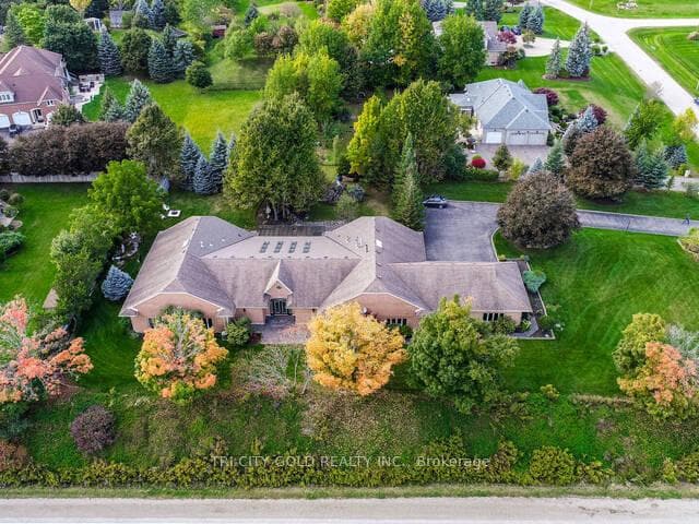 16 OCHS Drive, Puslinch