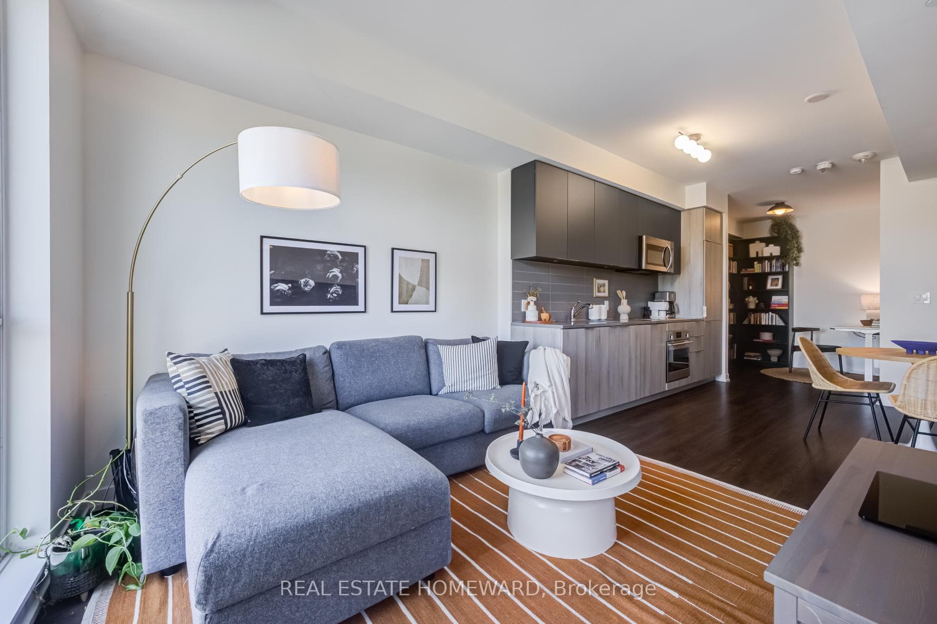 223 St Clair Avenue Unit 309, Annex / Yorkville / Summerhill, ON M4V 1R3 - Photo 1