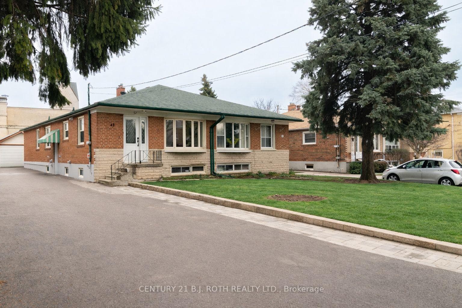 43 Linelle Street, Thornhill / Willowdale, ON M2N 2J4 - Photo 1