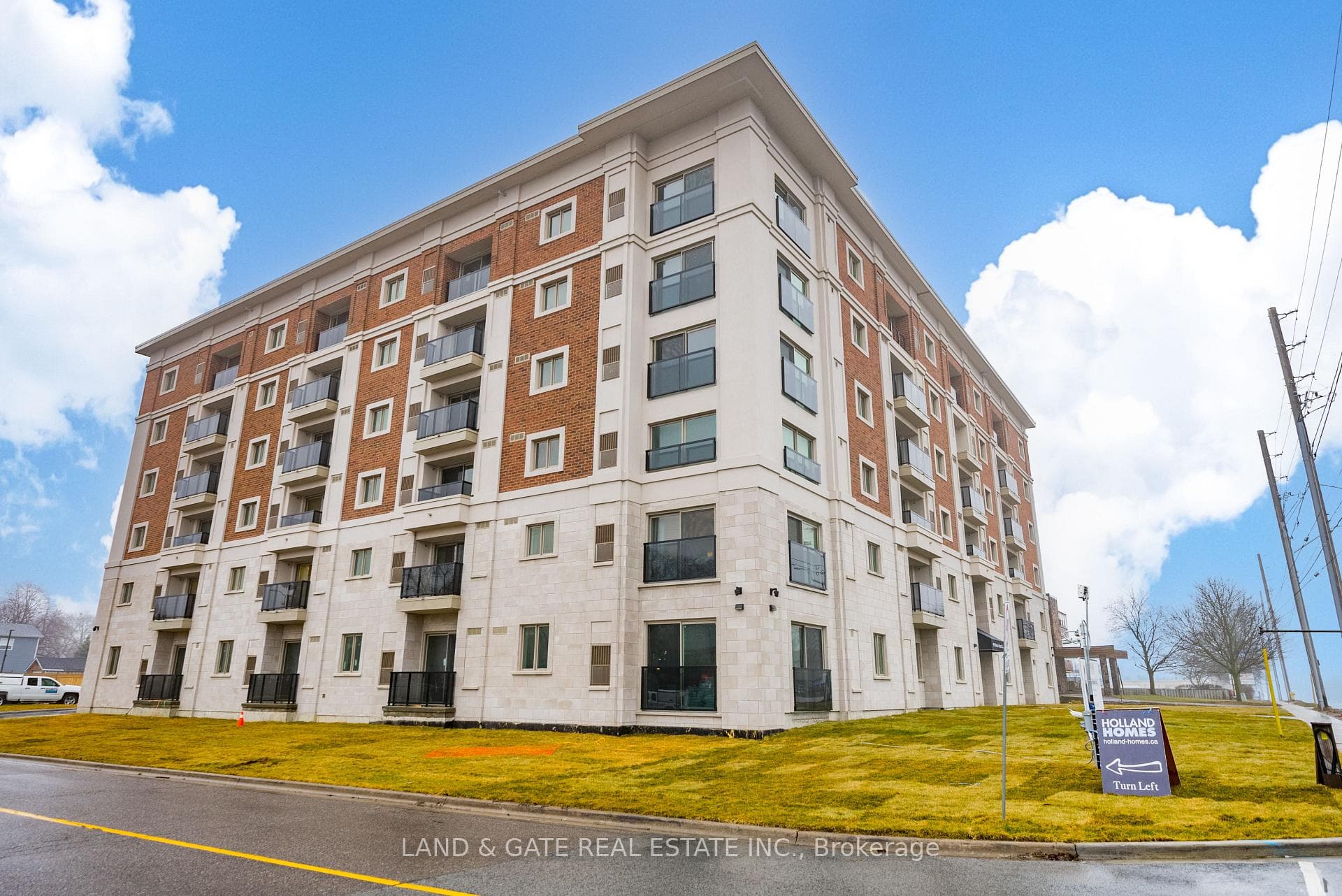 976 Simcoe Street Unit 604, Oshawa