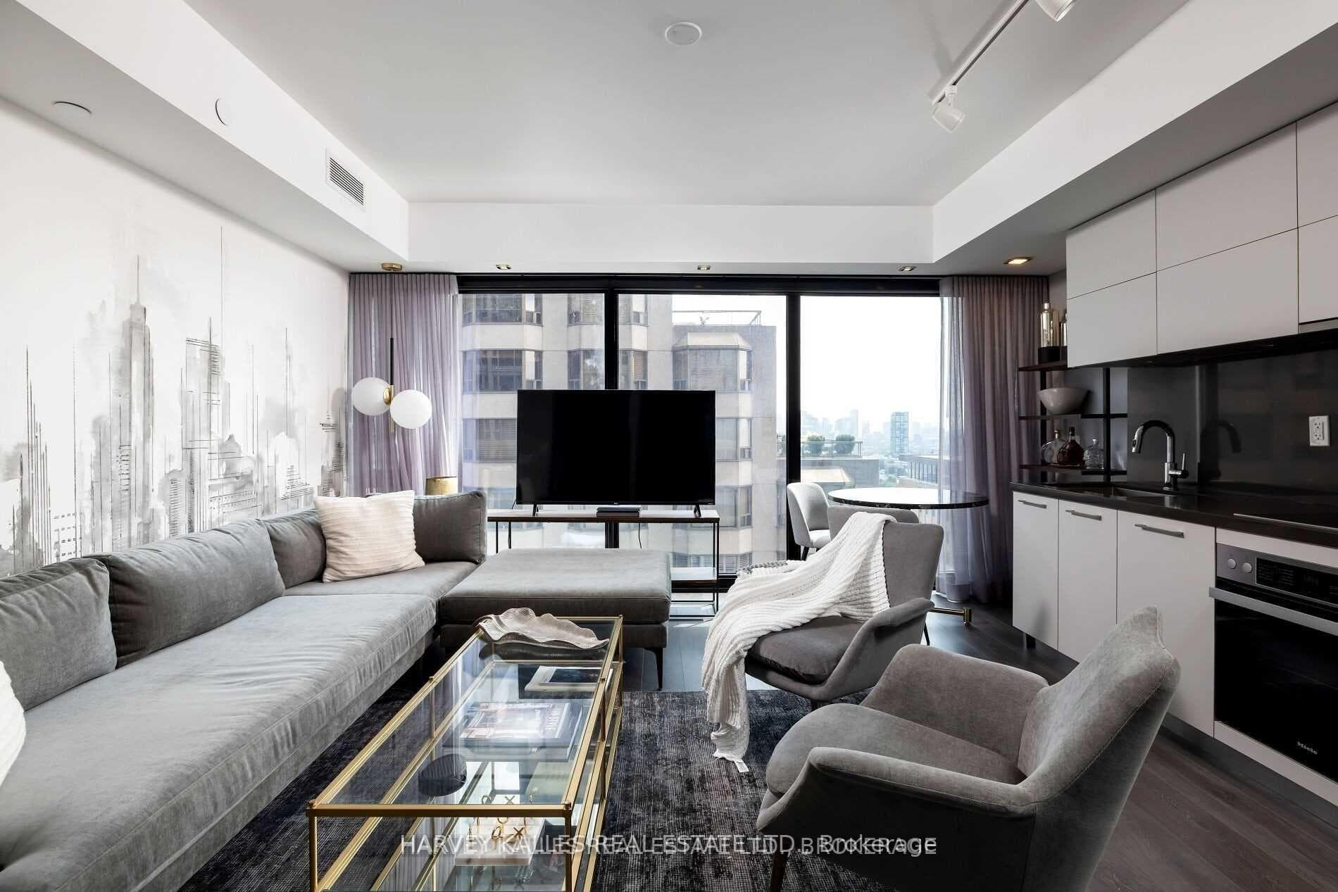 188 Cumberland Street Unit 2208, Annex / Yorkville / Summerhill, ON M5R 2G3 - Photo 1