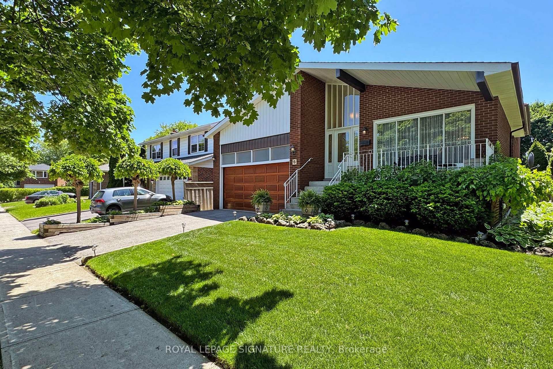 6 Kelvinway Drive, Scarborough Village / Eglinton East, ON M1W 1N4 - Photo 1