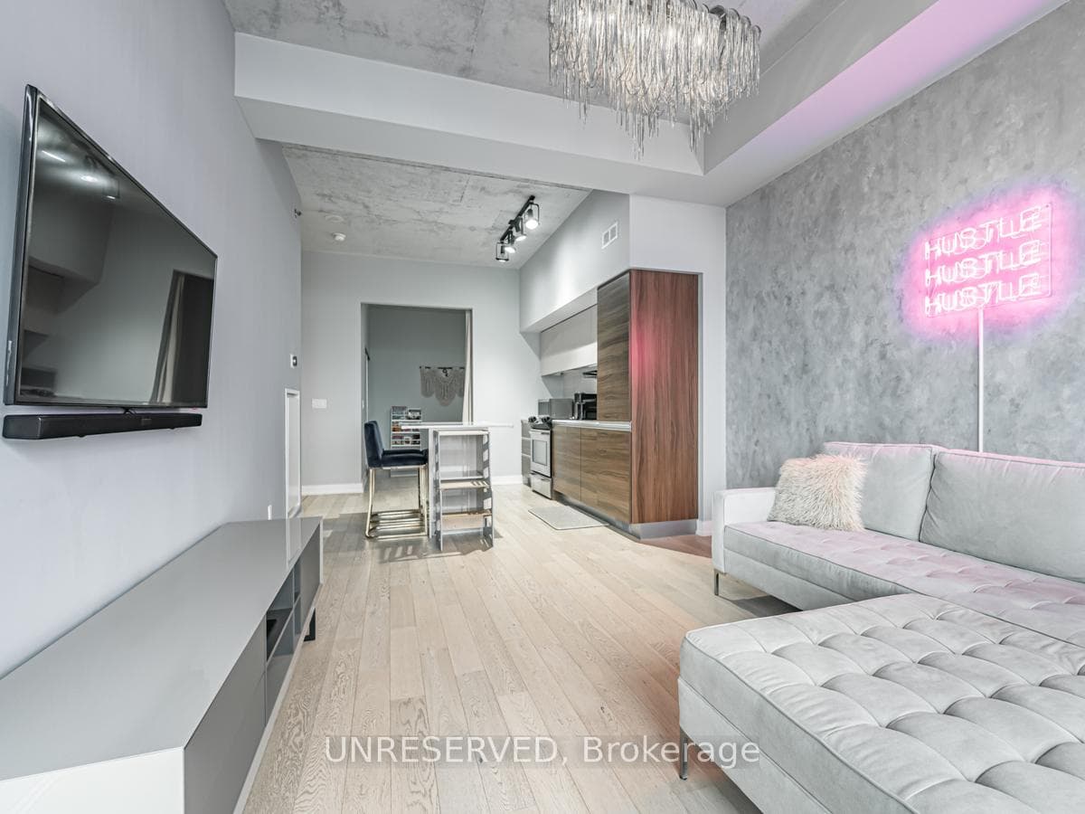 20 Minowan Miikan Lane Unit 1102, Toronto C01