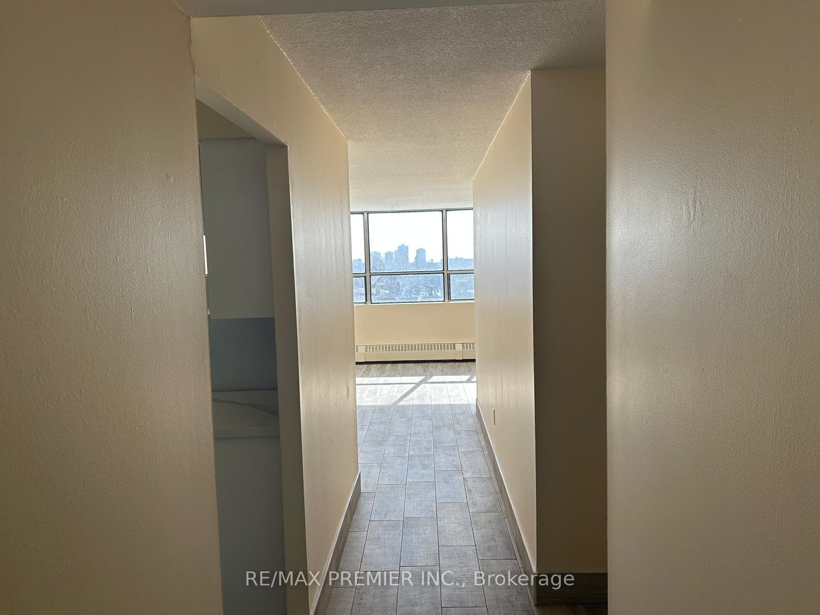 45 Sunrise Avenue Unit 511, Don Mills / Parkwoods / Victoria Village, ON M4A 2S3 - Photo 1