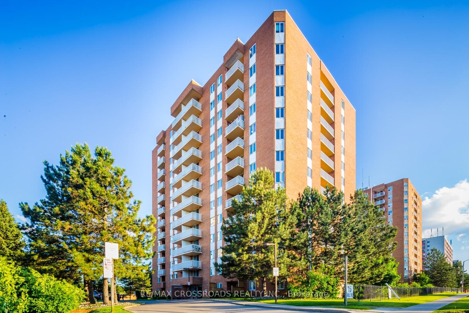 15 Sewells Road Unit 1204, Scarborough (Morningside / West Hill), ON M1B 3V7 - Photo 1