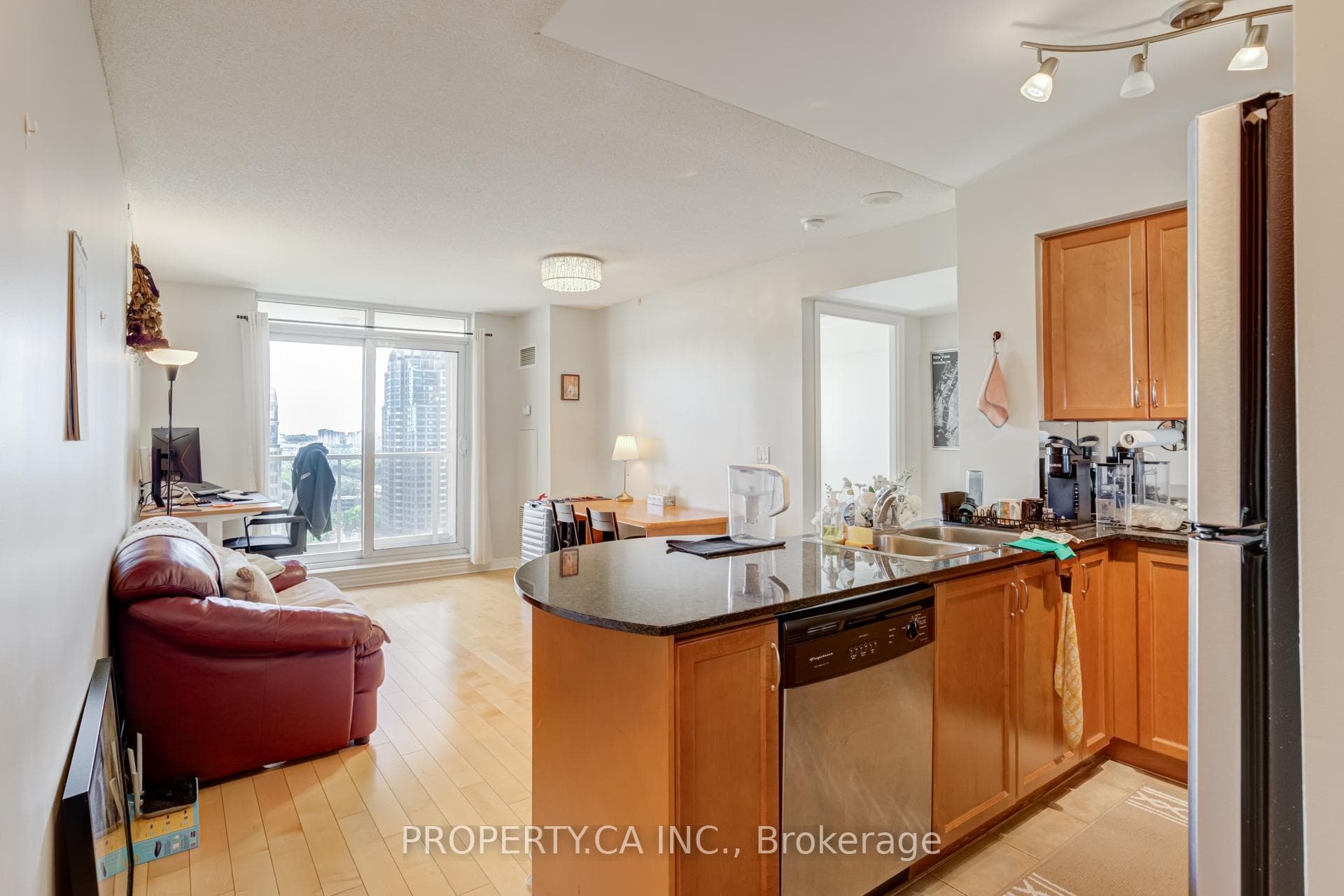 18 Kenaston Gardens Unit 1705, Hillcrest Village / Bayview Village, ON M2K 1G8 - Photo 1