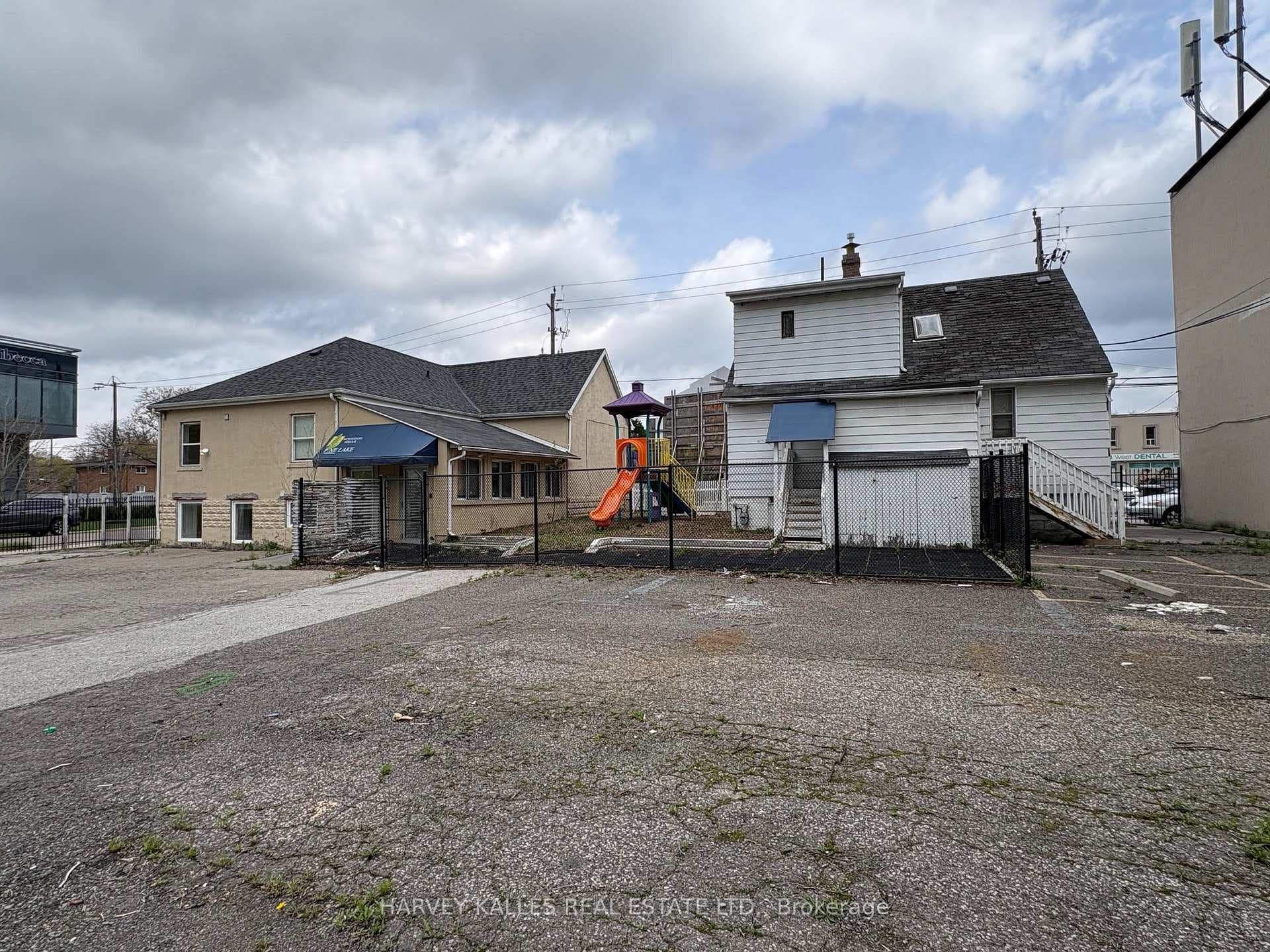 253-255 Shepppard Avenue, Thornhill / Willowdale, ON M2N 1N3 - Photo 1