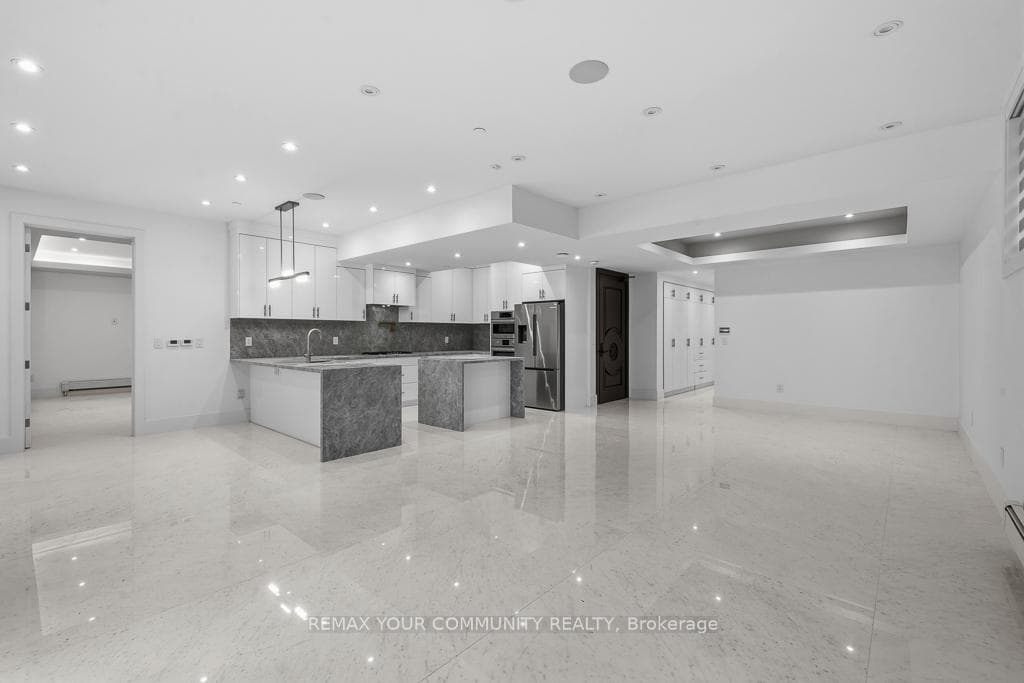 217 Churchill Avenue Unit Ember Suite, Thornhill / Willowdale, ON M2R 1E2 - Photo 1