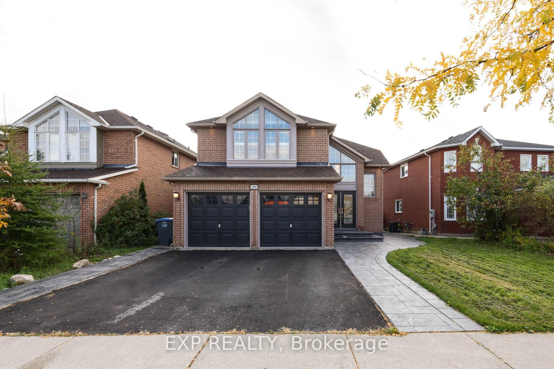 7266 Terragar Boulevard, Mississauga, ON L5N 7L8 - Photo 1
