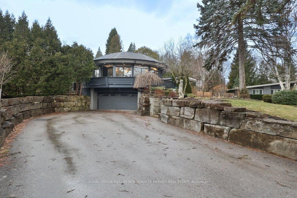 1352 Nocturne Court, Mississauga, ON L5H 2L8 - Photo 1