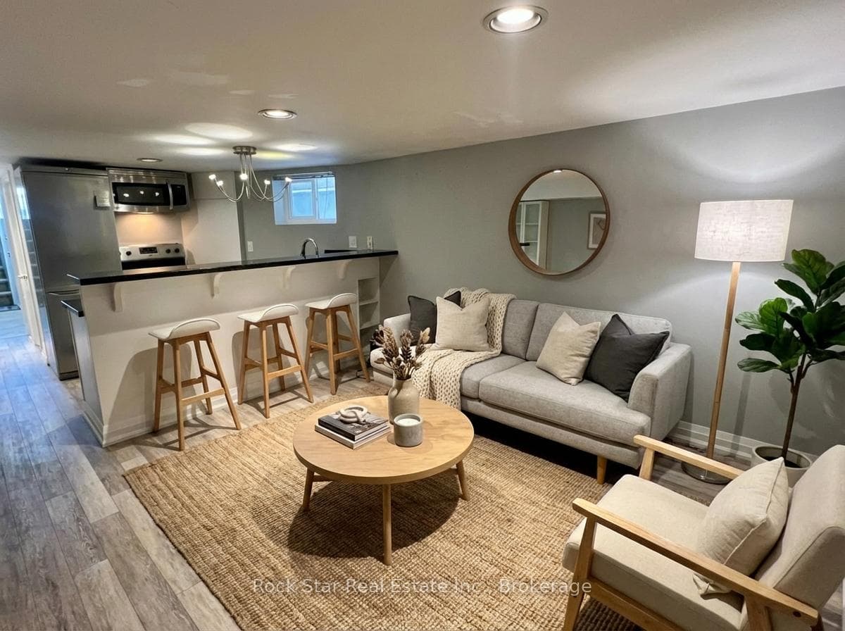 77 Elmer Avenue Unit basement, The Beaches / Upper Beaches, ON M4L 3R6 - Photo 1