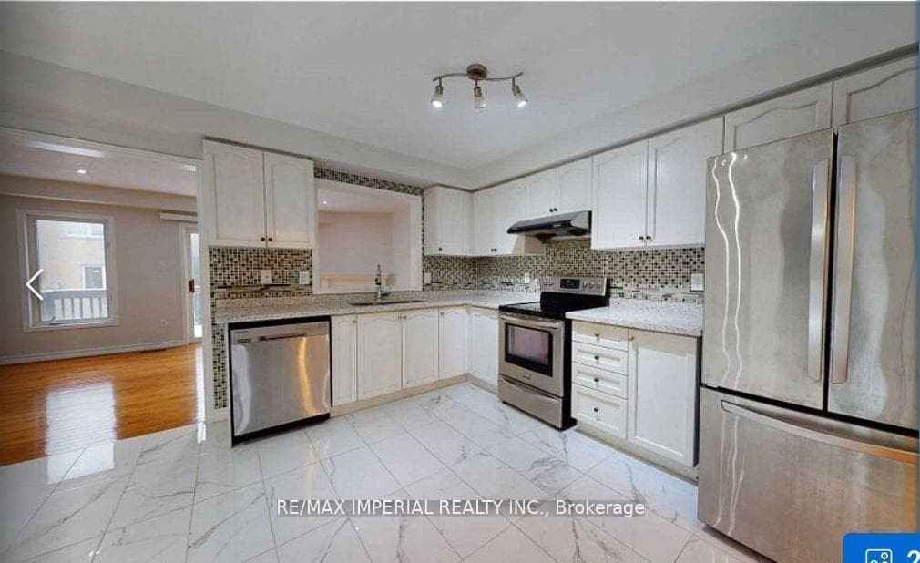 55 Sassafras Circle Unit Bedroom 1, Vaughan, ON L4J 8M7 - Photo 1