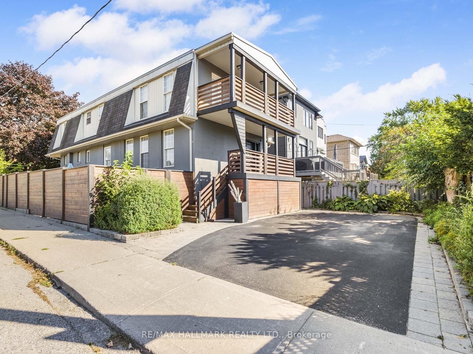 90 Leroy Avenue, Danforth / East York, ON M4J 4G8 - Photo 1