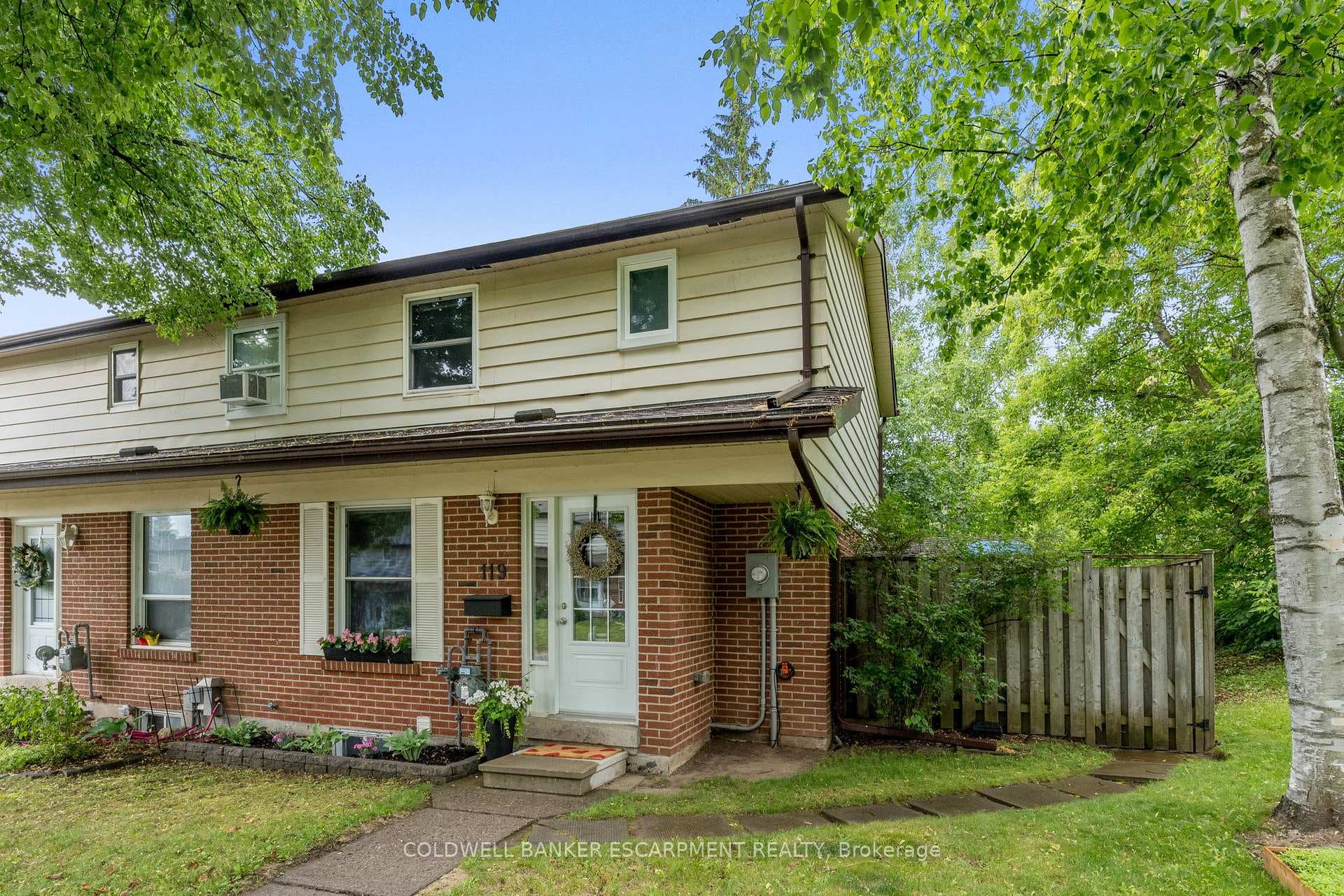 119 Kingham Road, Halton Hills, ON L7J 1S3 - Photo 1