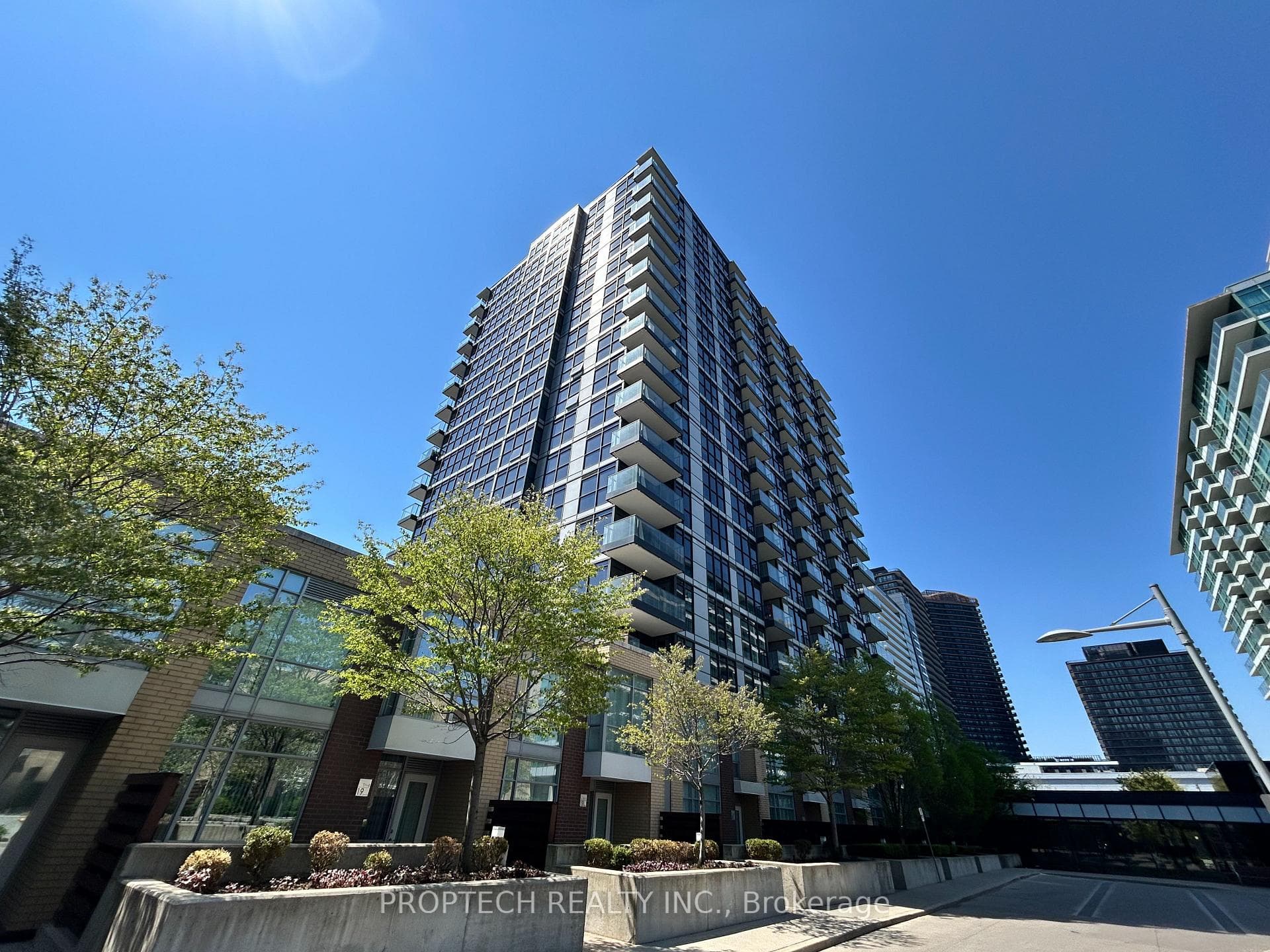 19 Singer Court Unit 815, Toronto C15