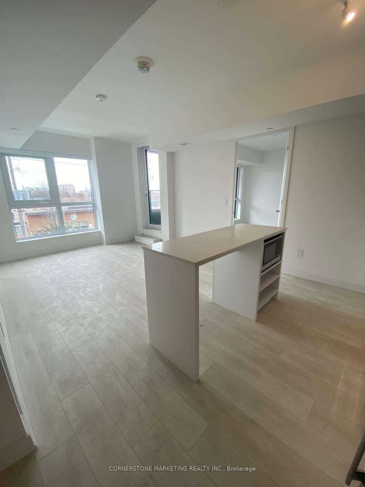 8 Tippett Road Unit 309, North York (Bathurst Manor / Clanton Park), ON M3H 0E7 - Photo 1