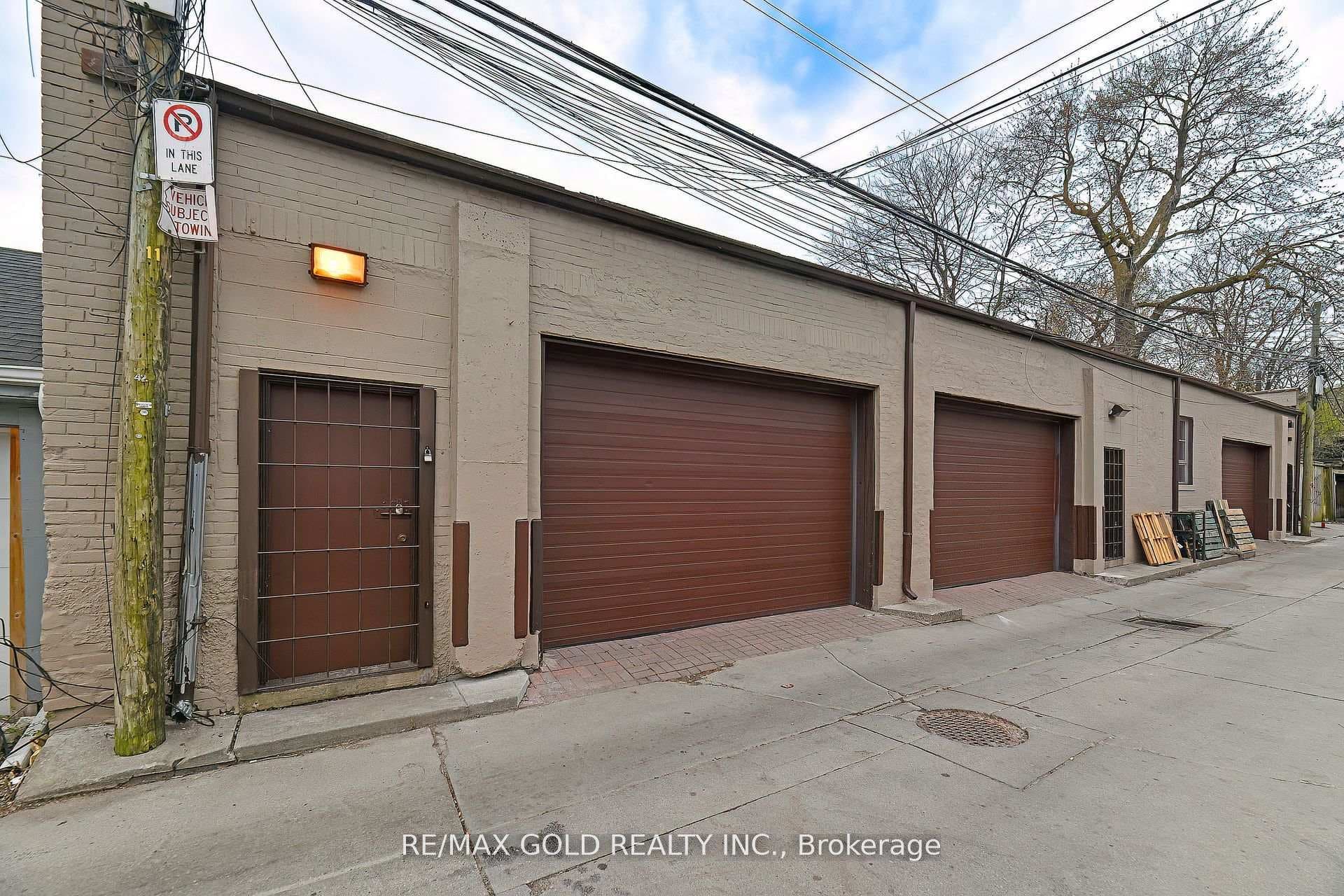 30R First Avenue, Riverdale / Leslieville, ON M4M 1W8 - Photo 1