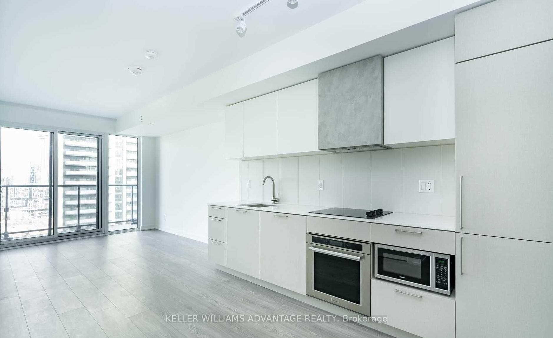 19 Western Battery Road Unit 2721, Toronto C01