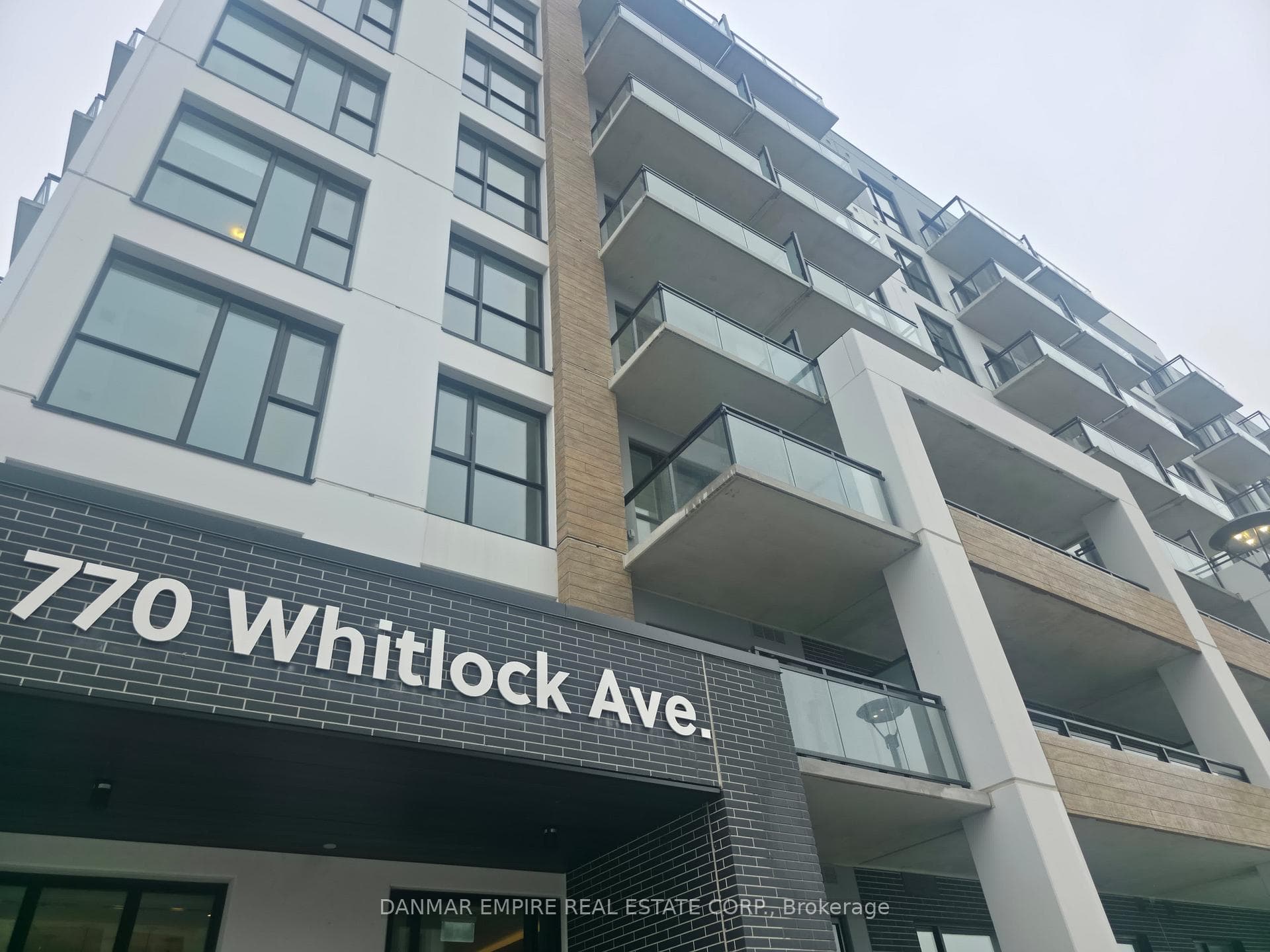 770 Whitlock Avenue Unit 604, Milton