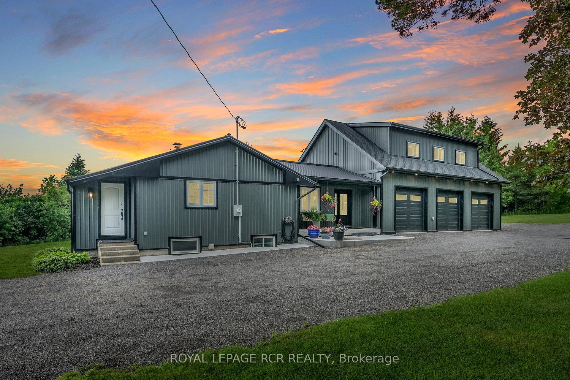 5233 TRAFALGAR Road, Erin, ON N0B 1T0 - Photo 1