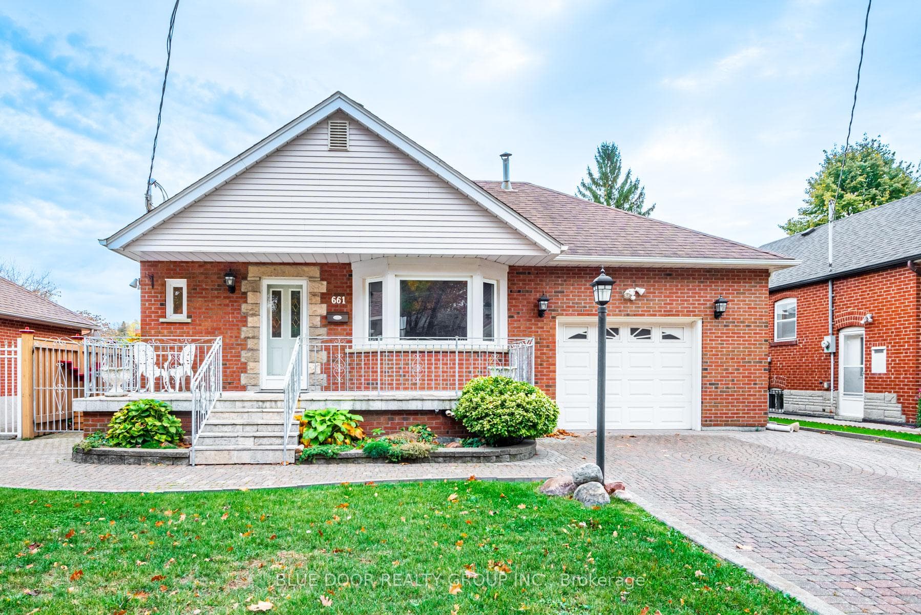 661 O'Connor Drive, Danforth / East York, ON M4C 3A8 - Photo 1