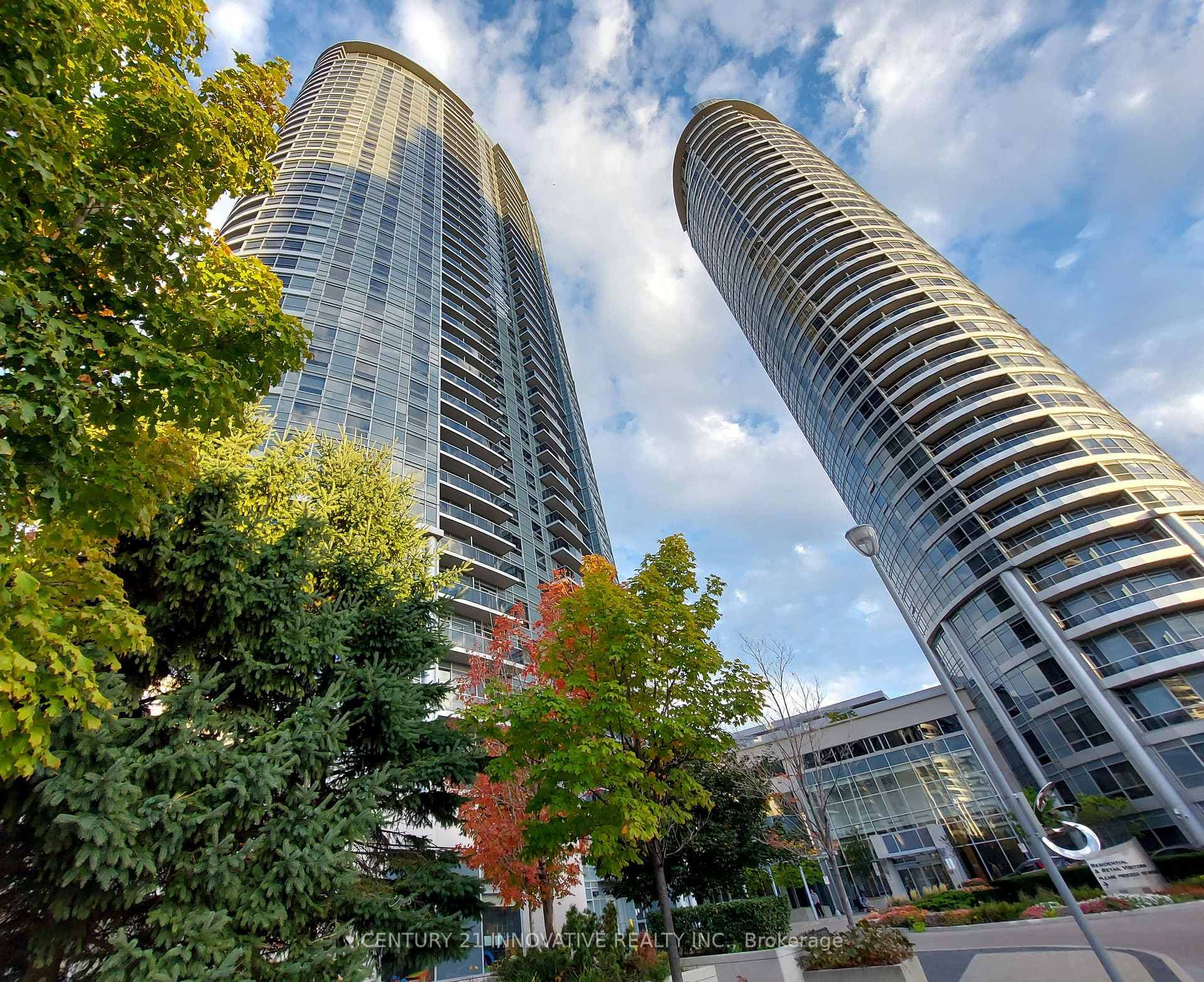 135 Village Green Square Unit 3220, Toronto E07