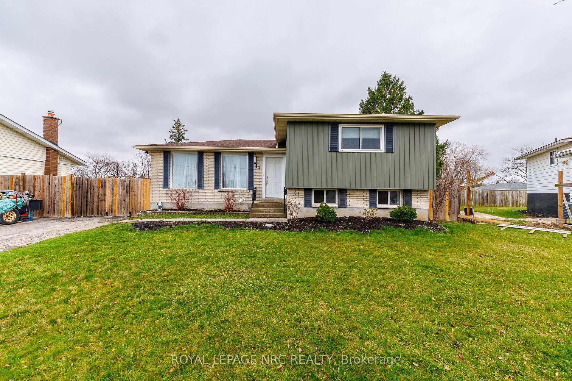 Welcome to 14 Roxborough Court!