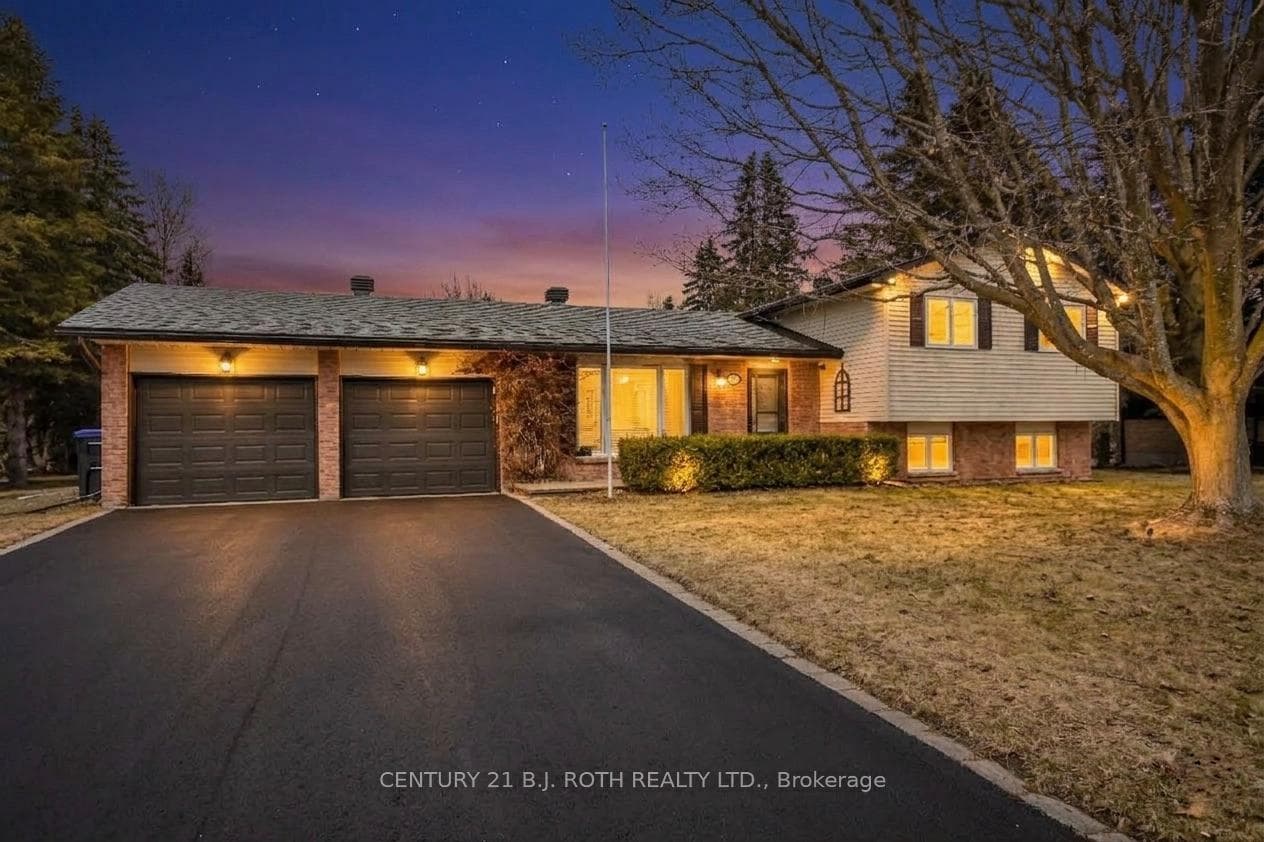 228 Spencer Avenue, Essa, ON L0L 2N0 - Photo 1