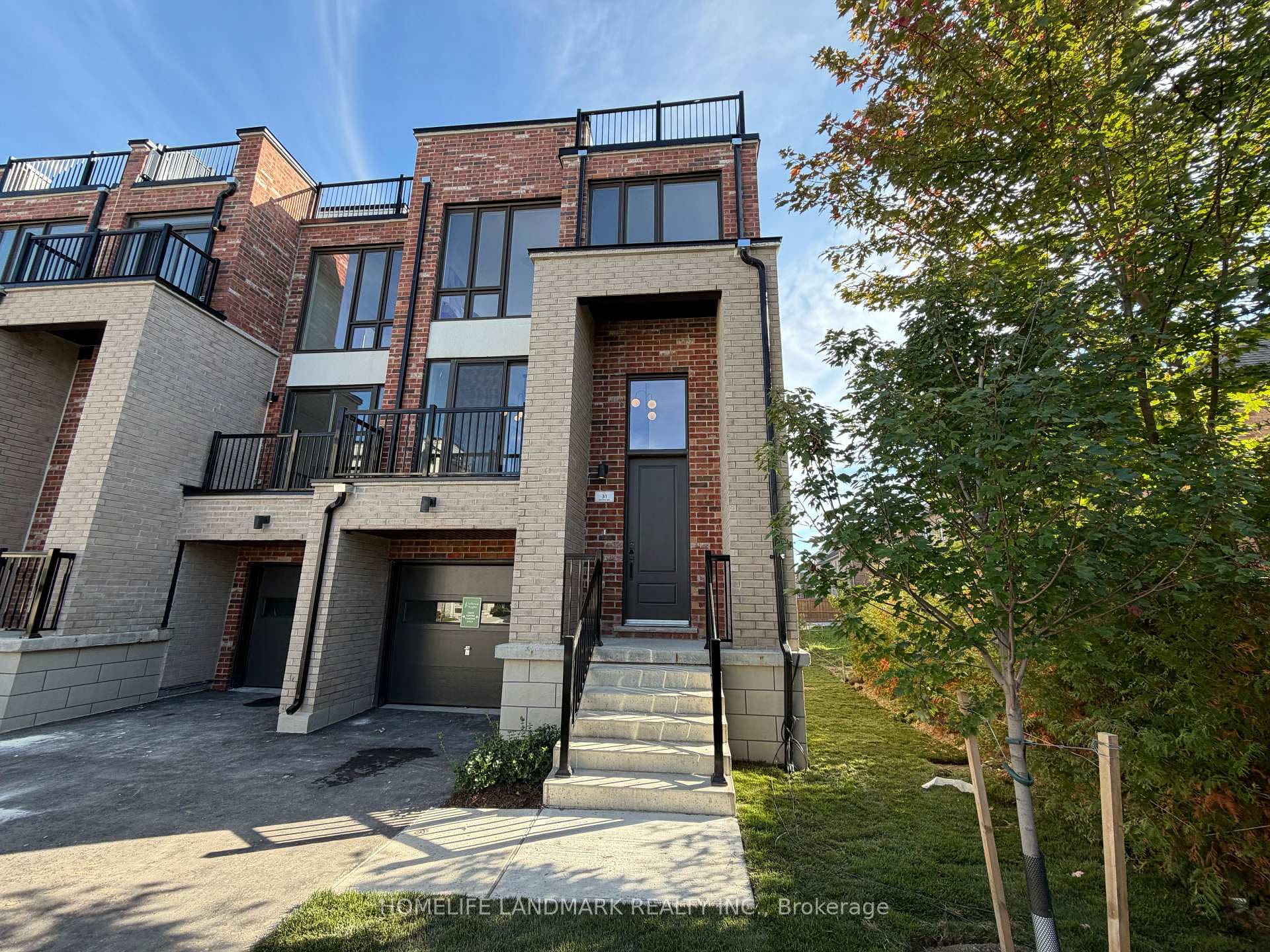 31 Bancroft Lane, Richmond Hill, ON L4E 1M1 - Photo 1