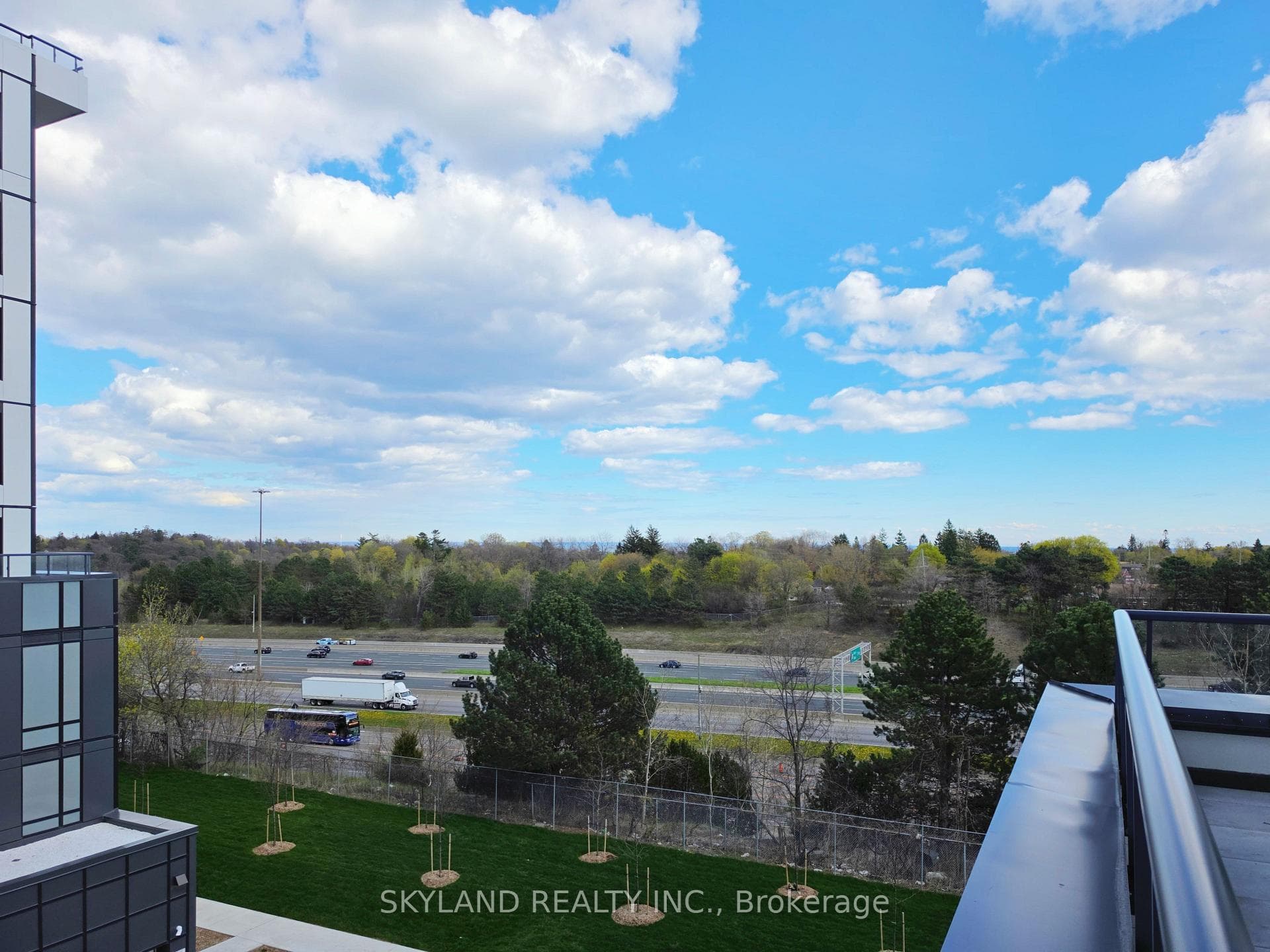 7437 Kingston Road Unit 409B, Toronto E11