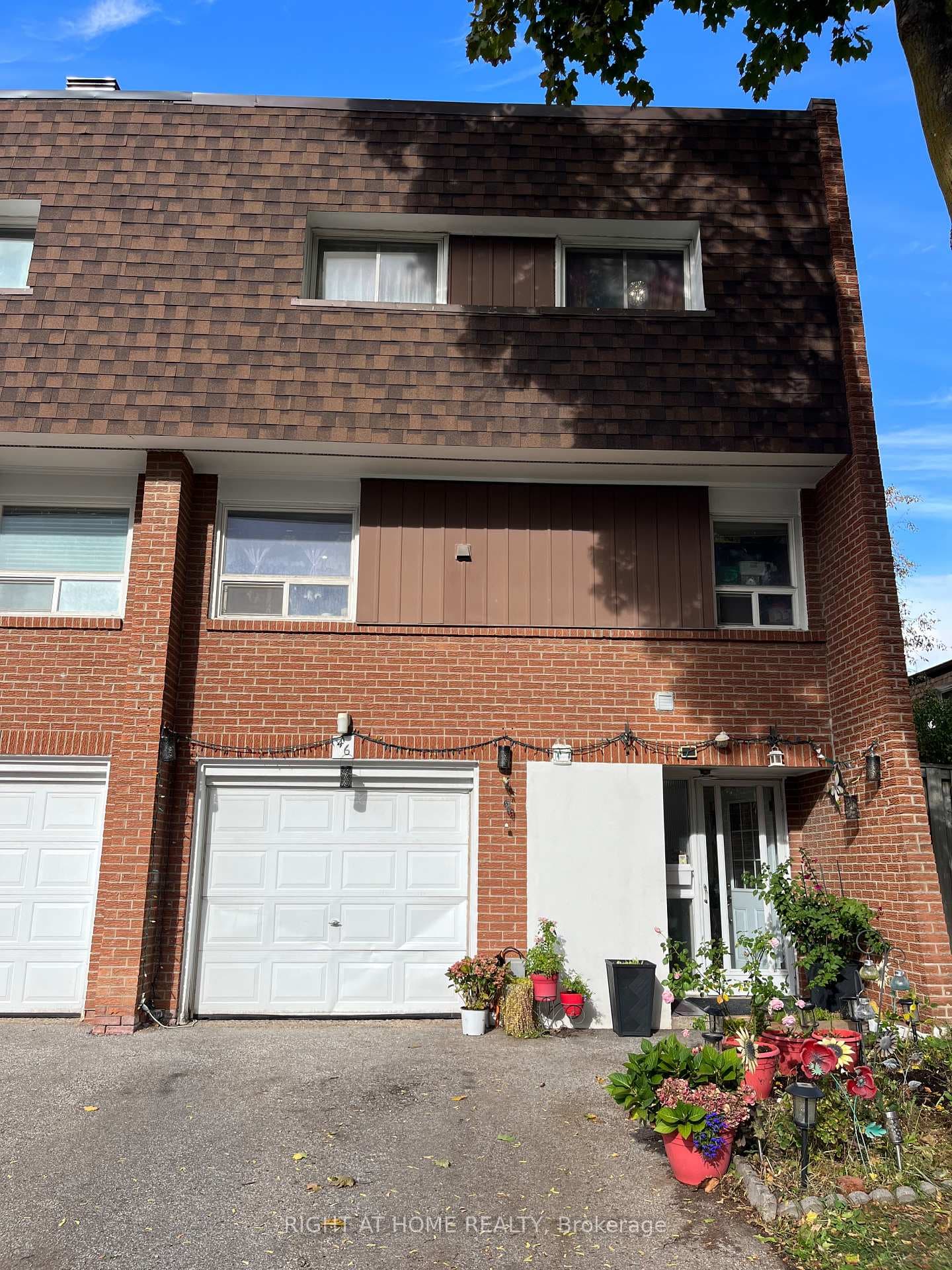 452 Silverstone Drive Unit 46, Etobicoke (West Mall / Rexdale), ON M9V 3K8 - Photo 1